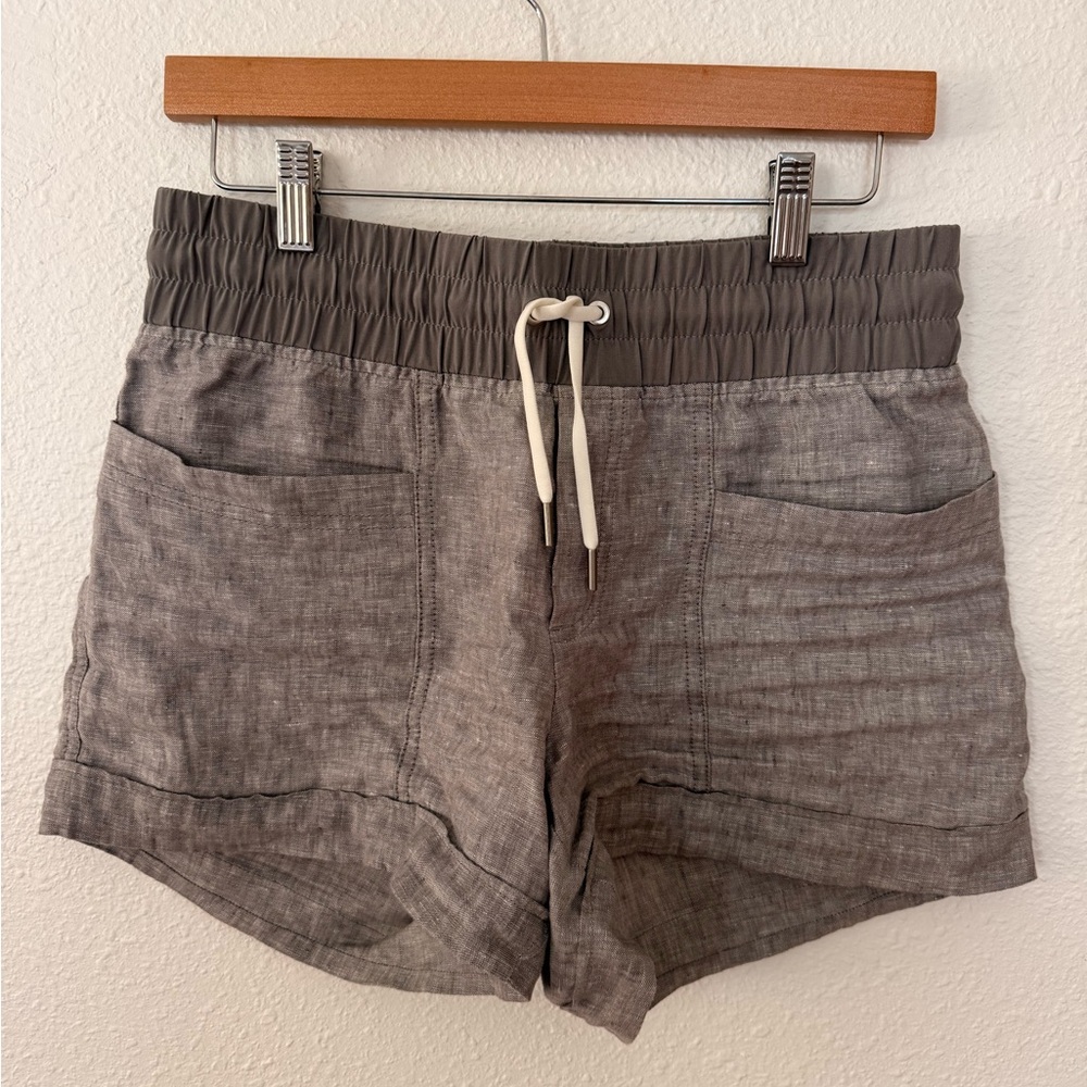 Athleta Casual Drawstring Linen-Blend Shorts in Gray